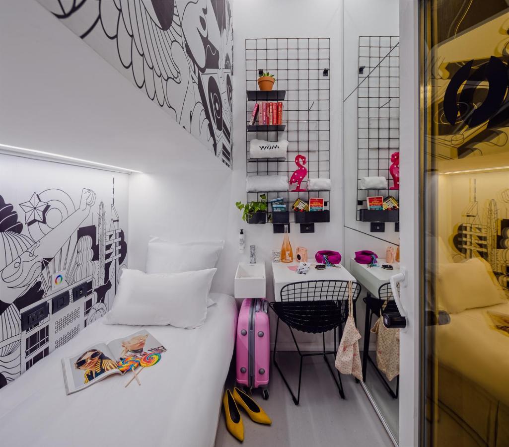 Wom Beach Pod Hotel - A Member Of Brown Hotels Tel Aviv-Jaffa Exterior foto